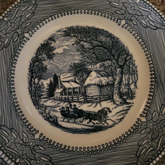 2 Jamestown China Dinner Plates Blue Winter Scene Horses & Sleigh 10" - Picture 2 of 6